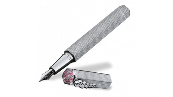 Caran-d’Ache-made-‘La-Modernista-Diamonds’